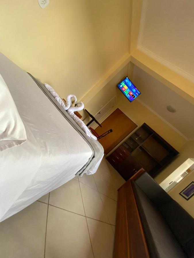 Hotel Cascata Capelinha Esterno foto